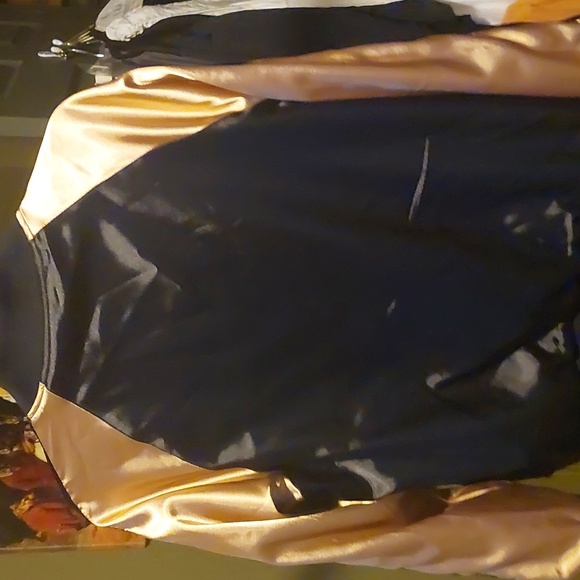 Reversable Embroidered Satin Bomber Jacket - Black and Gold - Picture 6 of 6